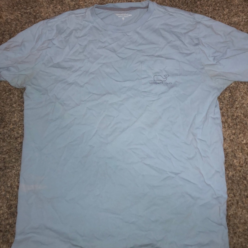 Vineyard vines shirt sleeve light blue t shirt